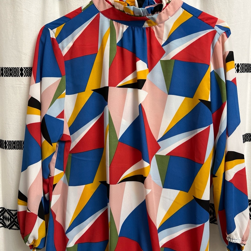 NY & Co geometric mock neck blouse size large